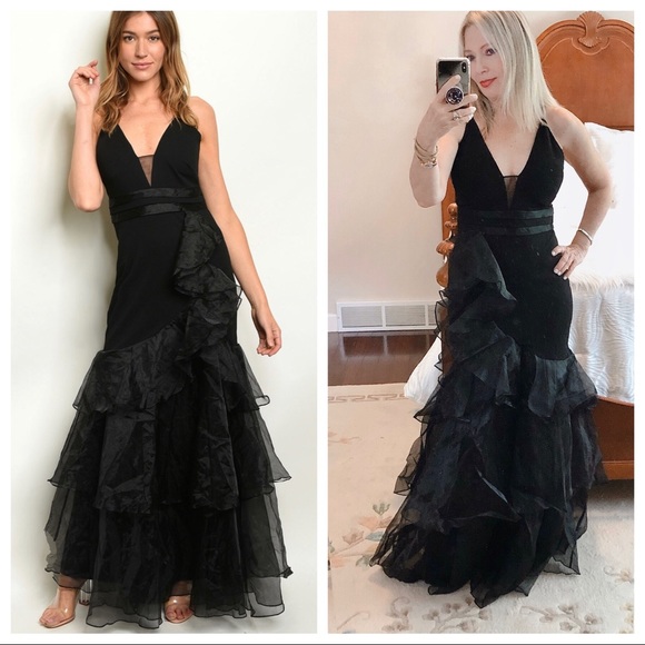 THE CLOTHING COMPANY black ruffled gown - Picture 1 of 8